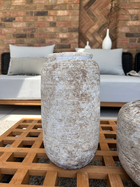 Sabi texture stone vase